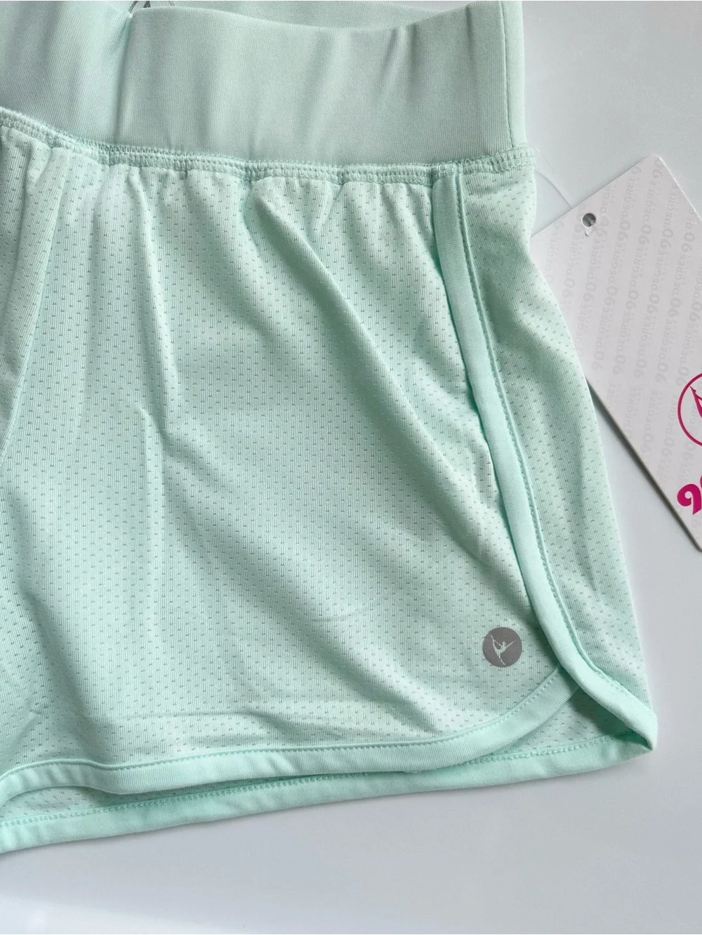 NWT 90 Degree By Reflex Two Piece Wicking Athletic Top/Shorts Set Size S 7/8